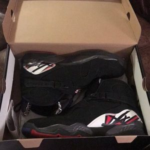 Air Jordan Playoff 8s